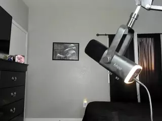 Myonna The Cum God's Live Sex Cam Show