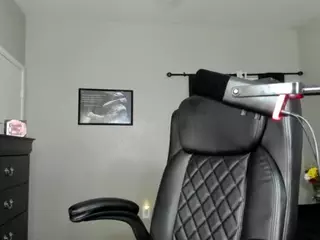 Myonna The Cum God's Live Sex Cam Show