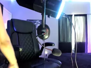 Myonna The Cum God's Live Sex Cam Show