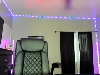 Myonna The Cum God's Live Sex Cam Show