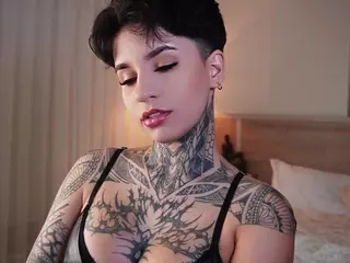 Alice Shazaham's Live Sex Cam Show