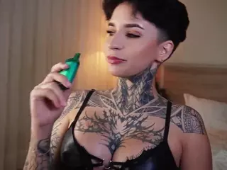 Alice Shazaham's Live Sex Cam Show