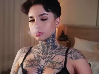 Alice Shazaham's Live Sex Cam Show