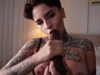 Alice Shazaham's Live Sex Cam Show
