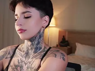 Alice Shazaham's Live Sex Cam Show