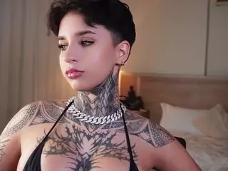 Alice Shazaham's Live Sex Cam Show