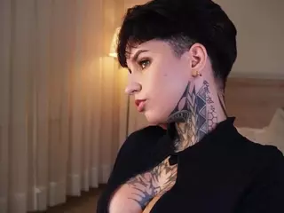 Alice Shazaham's Live Sex Cam Show
