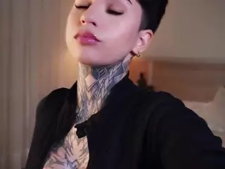 Alice Shazaham's Live Sex Cam Show