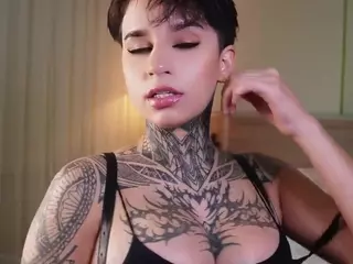 Alice Shazaham's Live Sex Cam Show