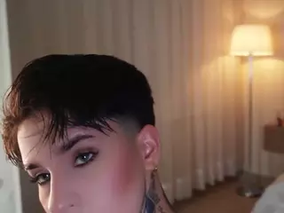 Alice Shazaham's Live Sex Cam Show