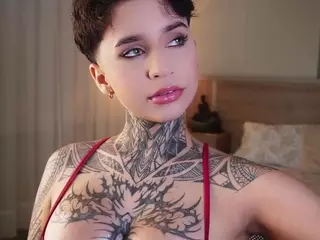 Alice Shazaham's Live Sex Cam Show
