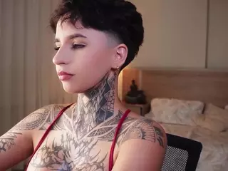 Alice Shazaham's Live Sex Cam Show