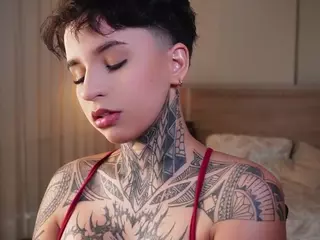 Alice Shazaham's Live Sex Cam Show