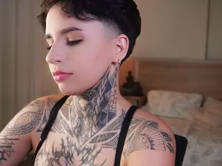 Alice Shazaham's Live Sex Cam Show
