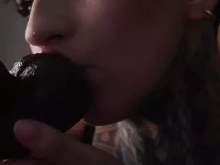 Alice Shazaham's Live Sex Cam Show