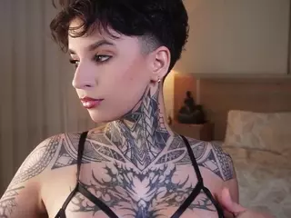 Alice Shazaham's Live Sex Cam Show