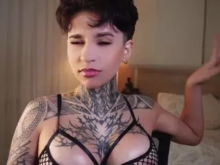 Alice Shazaham's Live Sex Cam Show