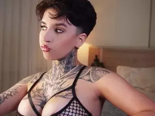 Alice Shazaham's Live Sex Cam Show