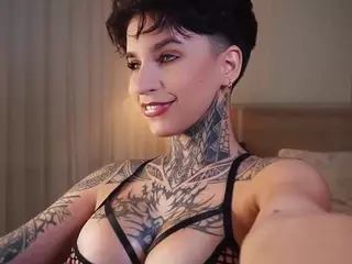 Alice Shazaham's Live Sex Cam Show