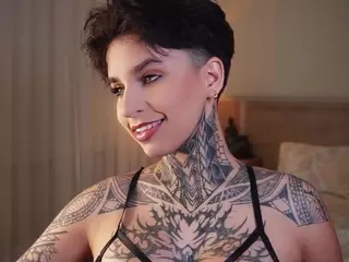 Alice Shazaham's Live Sex Cam Show