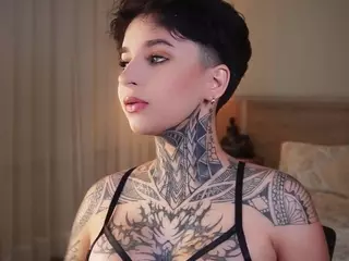 Alice Shazaham's Live Sex Cam Show