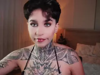 Alice Shazaham's Live Sex Cam Show