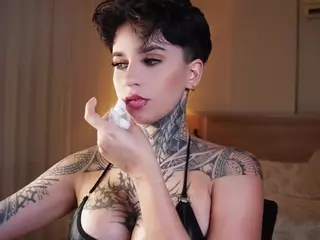 Alice Shazaham's Live Sex Cam Show