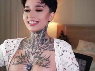 Alice Shazaham's Live Sex Cam Show