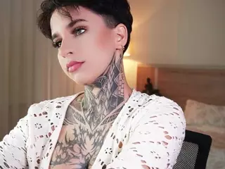 Alice Shazaham's Live Sex Cam Show