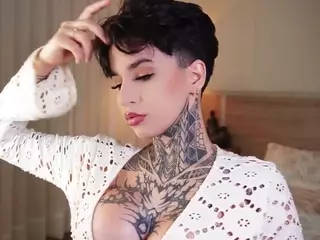 Alice Shazaham's Live Sex Cam Show