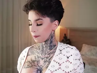 Alice Shazaham's Live Sex Cam Show