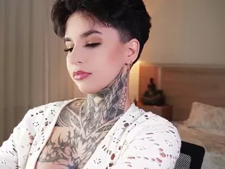Alice Shazaham's Live Sex Cam Show