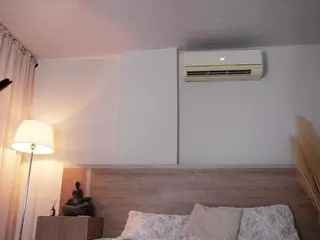 Alice Shazaham's Live Sex Cam Show