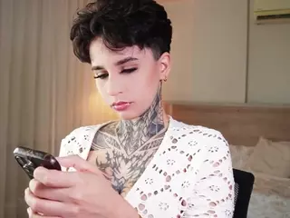Alice Shazaham's Live Sex Cam Show