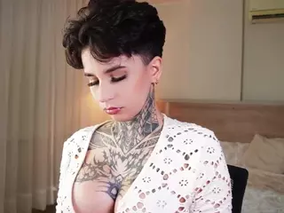 Alice Shazaham's Live Sex Cam Show