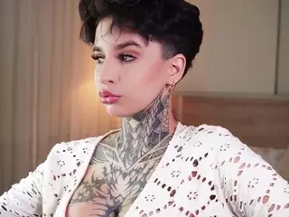 Alice Shazaham's Live Sex Cam Show