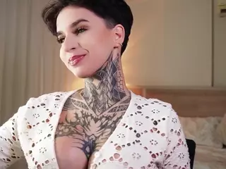 Alice Shazaham's Live Sex Cam Show