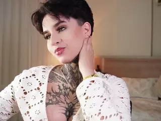 Alice Shazaham's Live Sex Cam Show