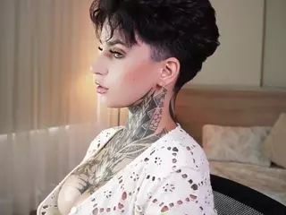 Alice Shazaham's Live Sex Cam Show