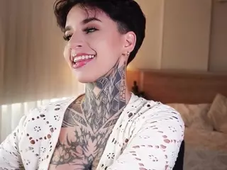Alice Shazaham's Live Sex Cam Show