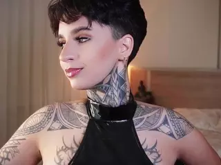 Alice Shazaham's Live Sex Cam Show