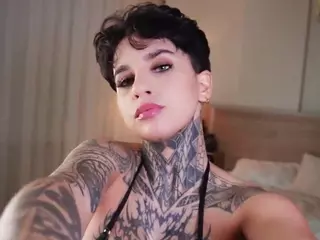 Alice Shazaham's Live Sex Cam Show