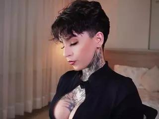 Alice Shazaham's Live Sex Cam Show