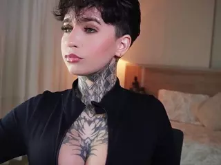 Alice Shazaham's Live Sex Cam Show