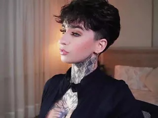 Alice Shazaham's Live Sex Cam Show