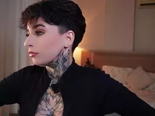 Alice Shazaham's Live Sex Cam Show