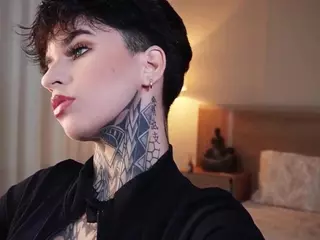 Alice Shazaham's Live Sex Cam Show