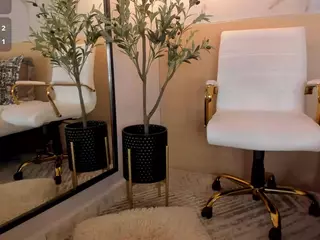 Lea Thompson's Live Sex Cam Show