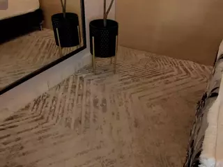 Lea Thompson's Live Sex Cam Show