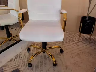 Lea Thompson's Live Sex Cam Show